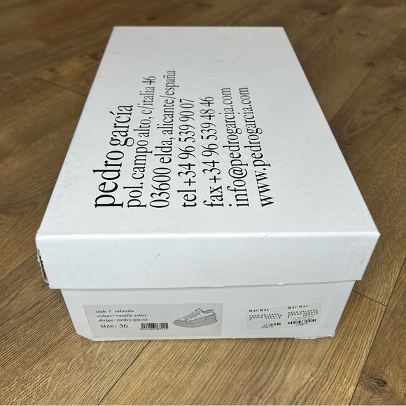 NIB Pedro Garcia Orlanda in vanilla satin - Size 36/ US 6 *FE - Picture 8 of 11